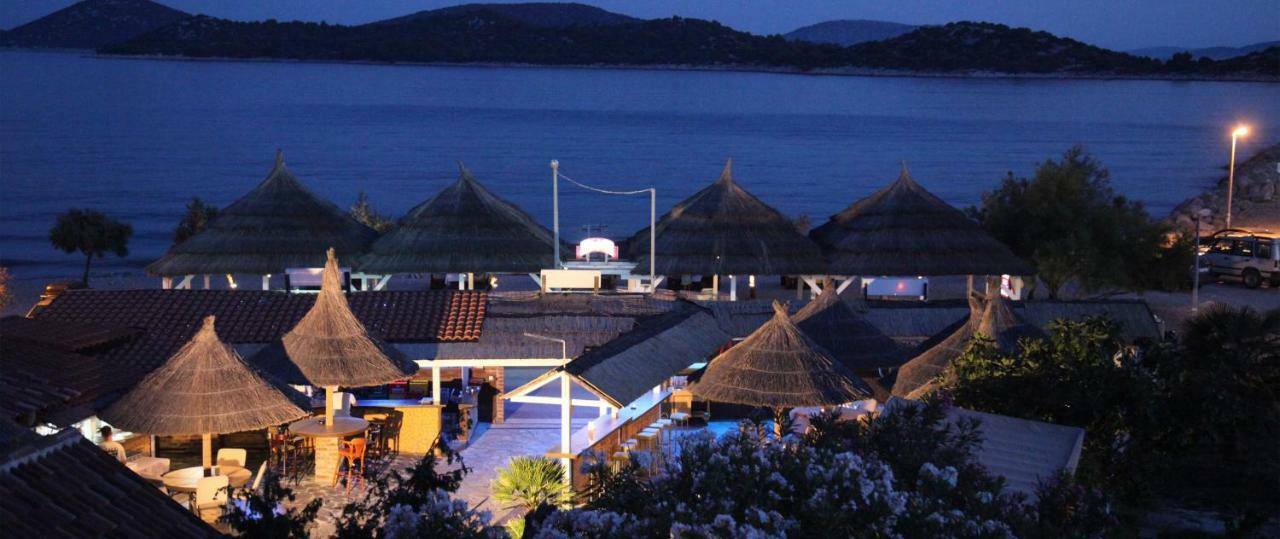 The Movie Resort Aparthotel Tribalj Extérieur photo